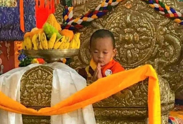 เหลือเชื่อ! เจ้าชายน้อยภูฏานวัย 3 ขวบ ระลึกชาติได้ 824 ปี