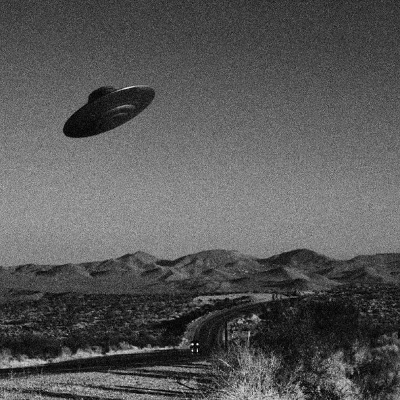 ด่วน !! สหรัฐฯ ยอมรับ พบ UFO บินเหนือน่านฟ้ากว่า 360 ครั้ง